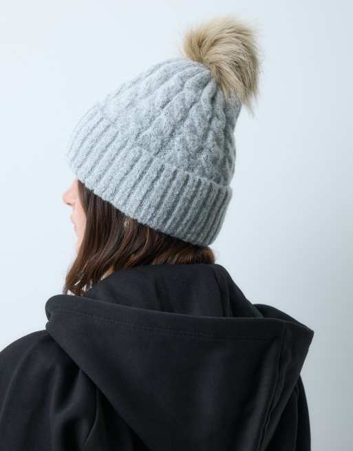 Columbia Winter Blur II beanie in white, 2 of 3