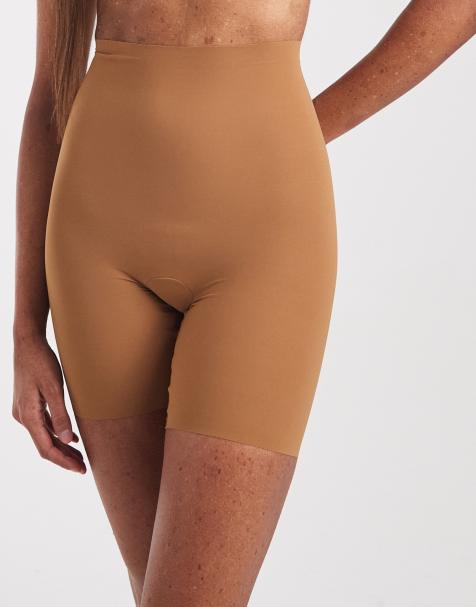 Commando Classic control short in caramel - view 1