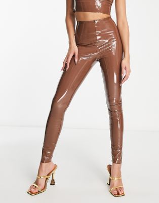 Commando Faux Patent Leather Leggings in Cinnamon