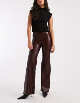 (取寄) コマンドー レディース フォー レザー ワイド レッグ パンツ Commando women Faux Leather Wide Leg Pants Oxblood 210122660-1-oxblood