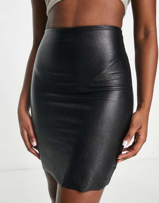 COMMANDO Faux stretch-leather mini skirt