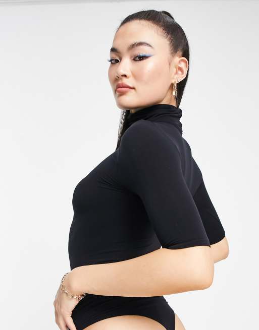 Commando turtleneck short sleeve bodysuit in black