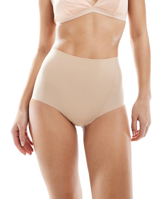 Commando Zone Smoothing Brief in Beige