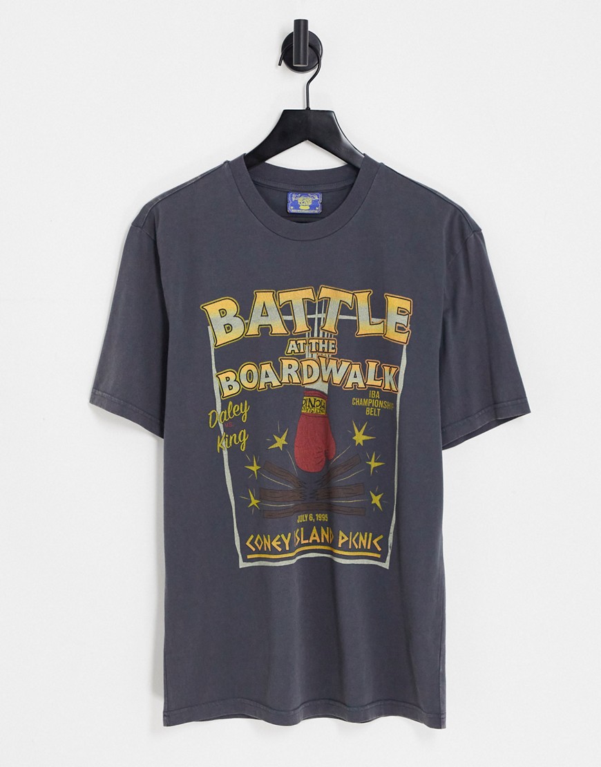 Coney Island Picnic broadwalk battle t-shirt in dark grey with chest print-Black