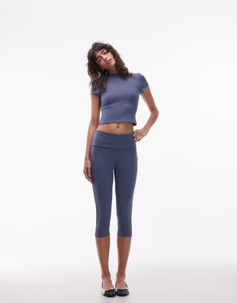 Conjunto azul de pantalones capri y camiseta moldeadora con diseño encogido de ASOS DESIGN - view 1