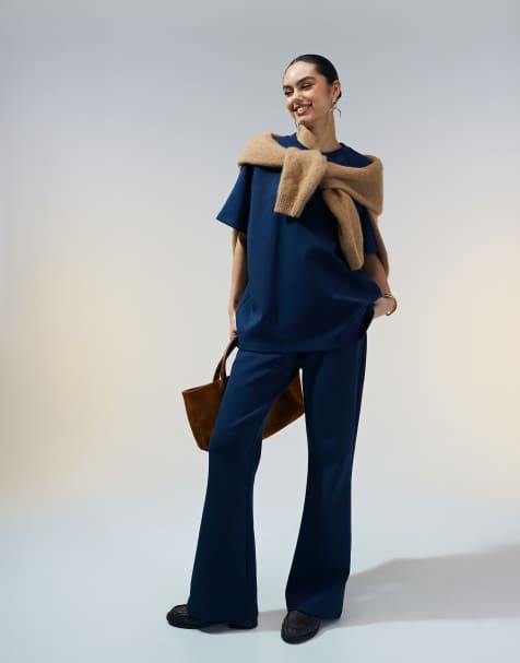 Conjunto azul marino de camiseta y joggers de campana de punto interlock de ASOS DESIGN - view 1