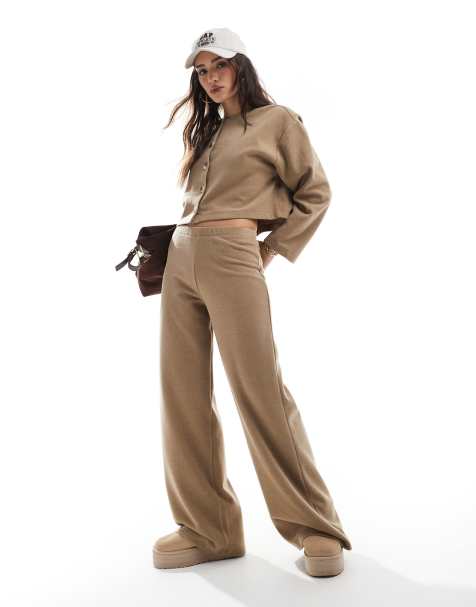 Conjunto beis de pantalones de pernera ancha de canalé suave de Miss Selfridge - view 1