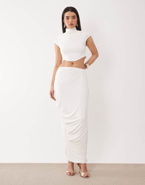 Conjunto blanco de top moldeador con mangas de casquillo y cuello alto y falda larga de punto liso de Ruched & Ready - view 1