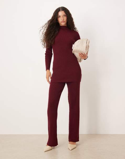 Conjunto burdeos de pantalones de pernera ancha y jersey largo de punto acanalado de SNDYS - view 1