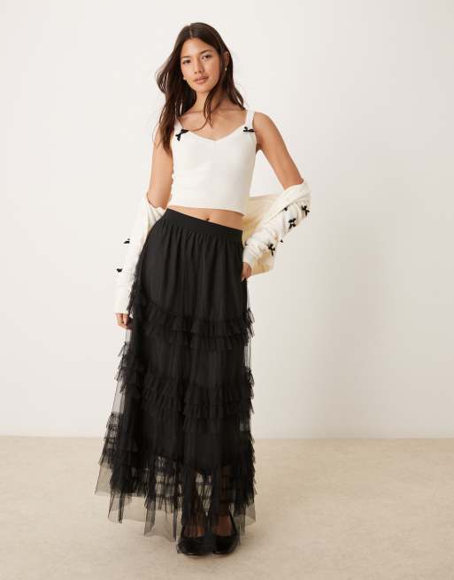 Conjunto color crema de camiseta sin mangas y cárdigan con lazo de punto mullido de New Look