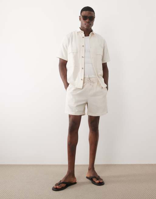 Conjunto color crema de pantalones cortos y camisa de tejido texturizado de ASOS DESIGN