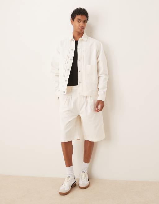 Conjunto color crudo de chaqueta vaquera y pantalones cortos de corte alargado de ASOS DESIGN