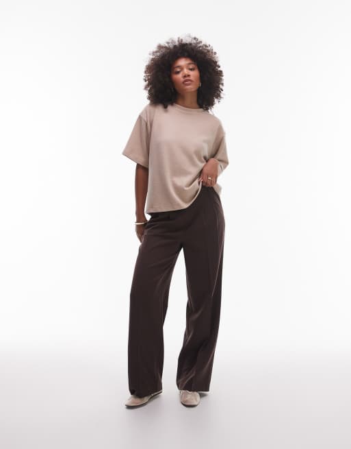 Conjunto color topo claro con detalle retorcido en la espalda de tejido suave de ASOS DESIGN