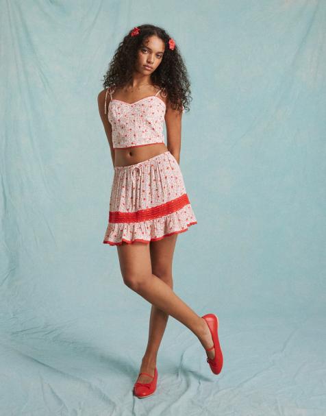 Conjunto con estampado de fresas de Miss Selfridge - view 1