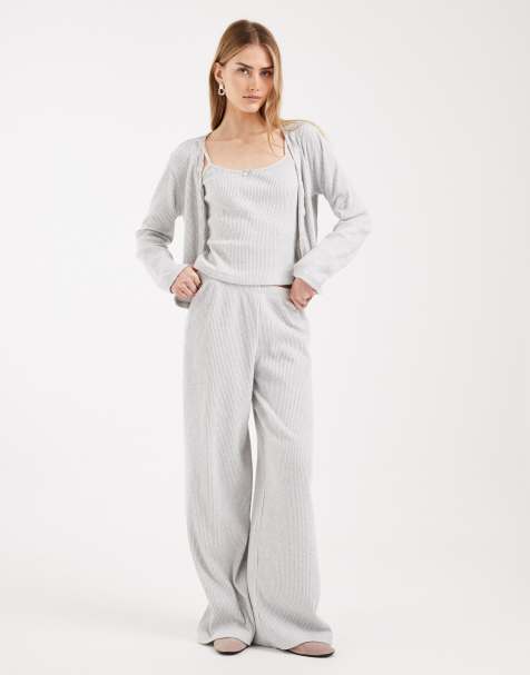 Conjunto de encaje y canalé cepillado de Miss Selfridge - view 1