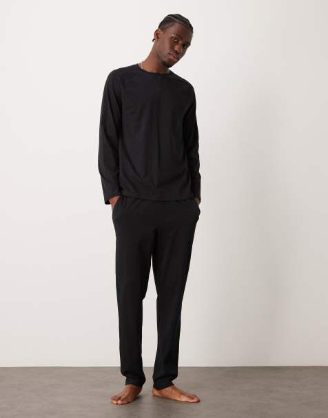 Conjunto de estar por casa negro de joggers y camiseta de manga larga de New Look - view 1