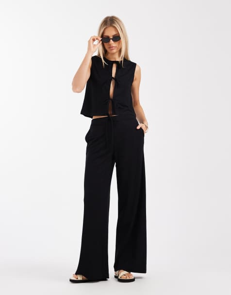 Conjunto de pantalones de pernera ancha y top sin mangas con lazada delantera de tejido texturizado de ONLY - view 1