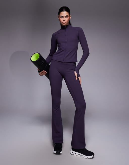 Conjunto deportivo color brezo de tejido suave Icon