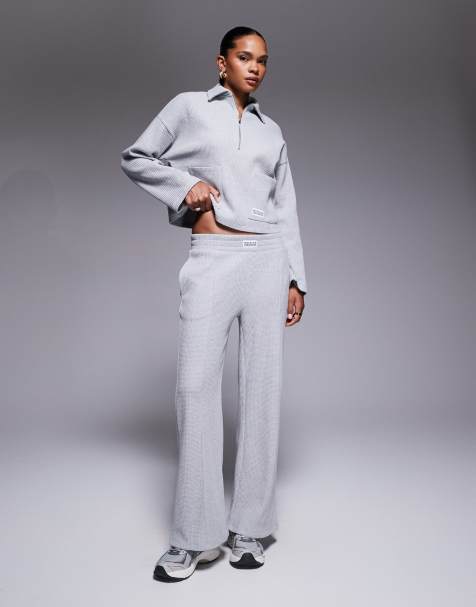 Conjunto gris de punto gofrado de Weekend Collective - view 1