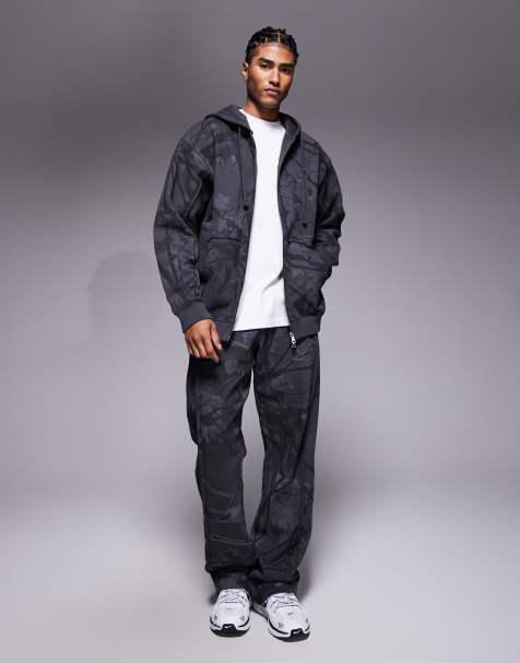 Conjunto multicolor de joggers y sudadera extragrande con capucha, cremallera y estampado de camuflaje de Liquor N Poker - view 1