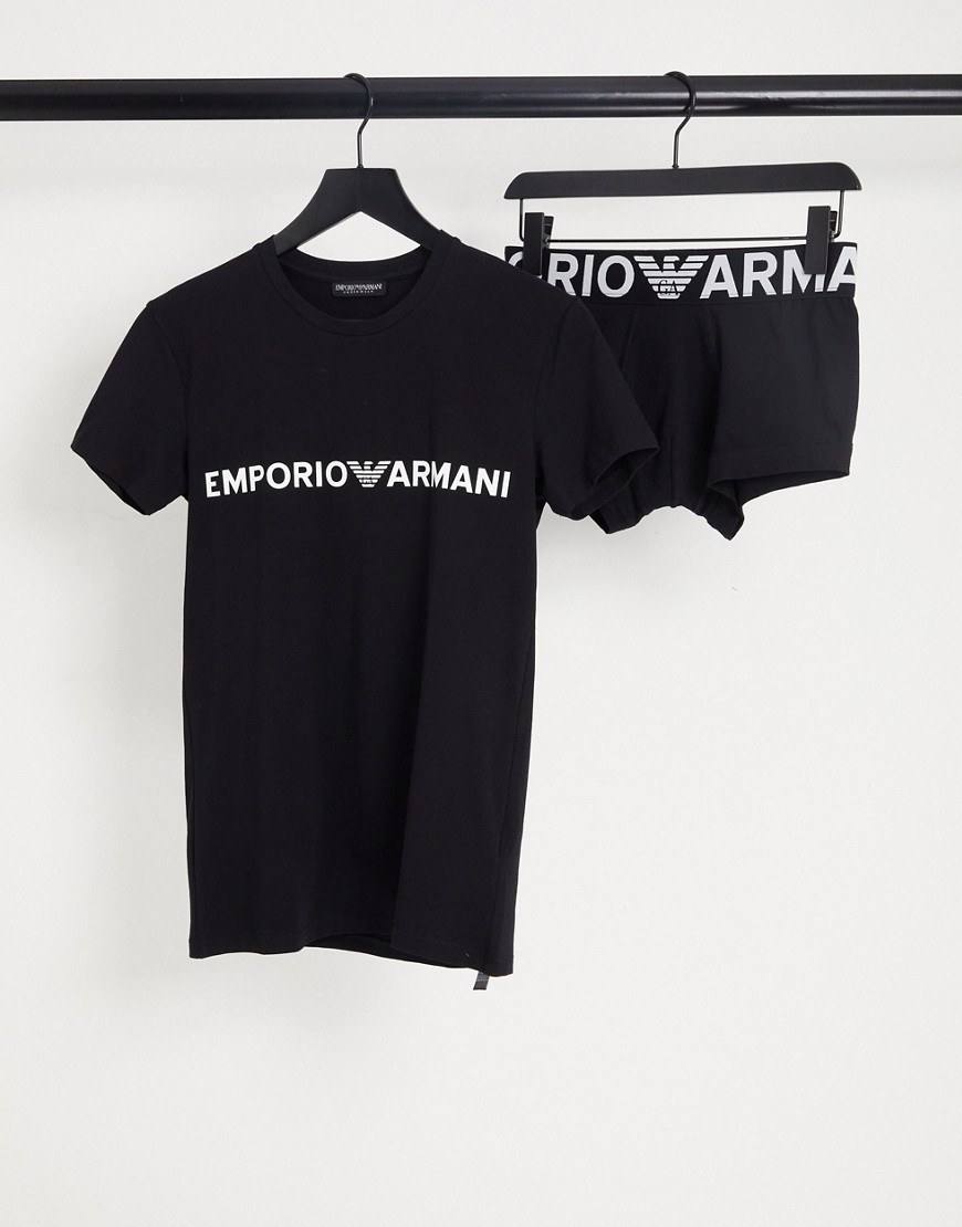 conjunto negro de camiseta y calzoncillos de emporio armani