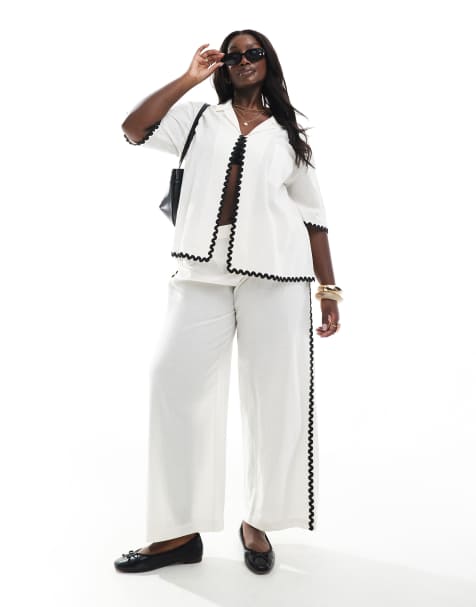 Conjunto playero blanco con ribetes en zigzag de Esmée Curve - view 1