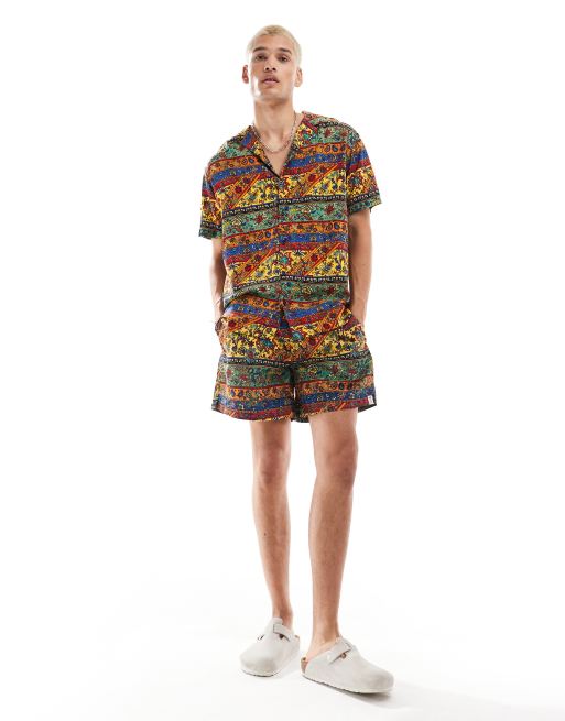 Conjunto playero multicolor con estampado de cachemir de Hunky Trunks