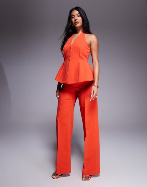 Conjunto rojo de pantalones y top abotonado con cuello halter y sobrefalda en el bajo de Mango - view 1