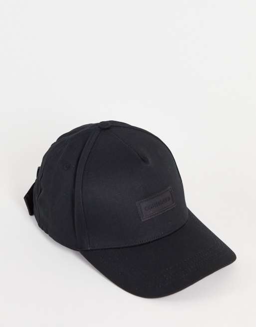 Consigned - Sort baseballcap med logobånd