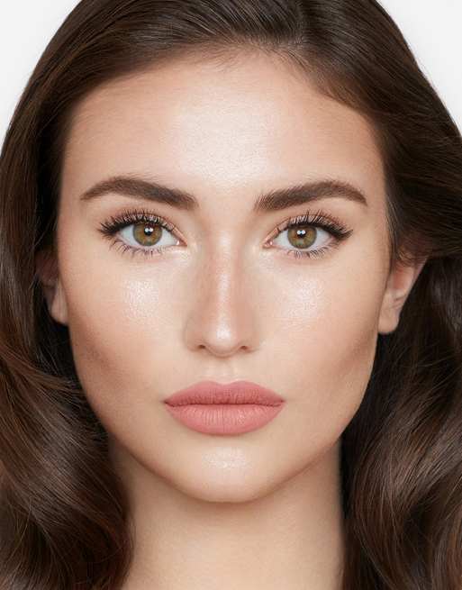 Contorno Hollywood Contour Wand de Charlotte Tilbury, 3 de 4