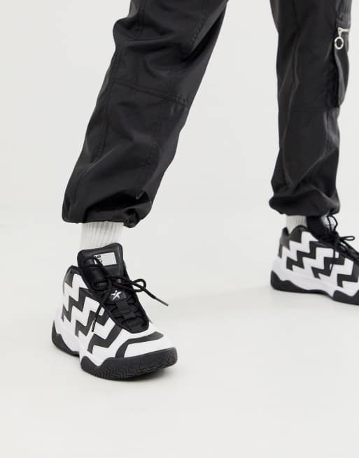 Converse Black And White Voltage Sneakers | ASOS