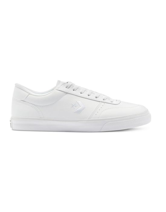 https://images.asos-media.com/products/converse-boulevard-ox-sneakers-in-white/200520169-3?$n_550w$&wid=550&fit=constrain