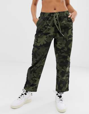 التهديد مخزن محفوفة بالمخاطر camo pants 