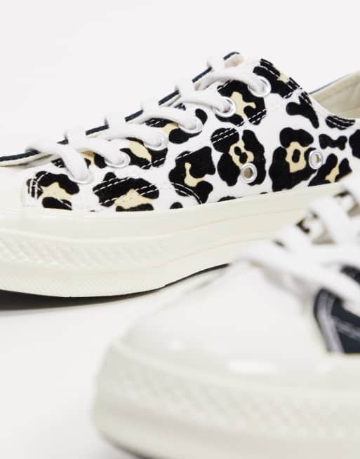 Converse basse outlet leopard