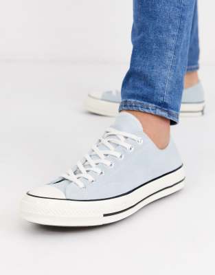 converse bleu pale