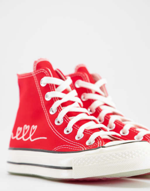 Converse avec coeur outlet rouge