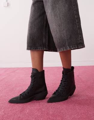 Converse Chuck 70 De Luxe Leather Cowboy Boots In Black