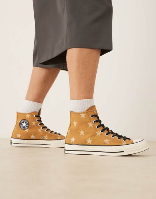 Converse – Chuck 70 Hi – Brązowe buty sportowe z nadrukiem w gwiazdki, 2 z 5