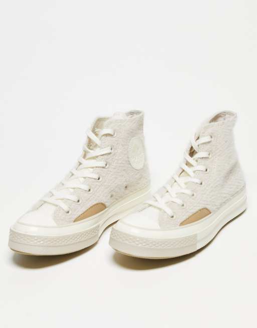 Womens fur clearance converse