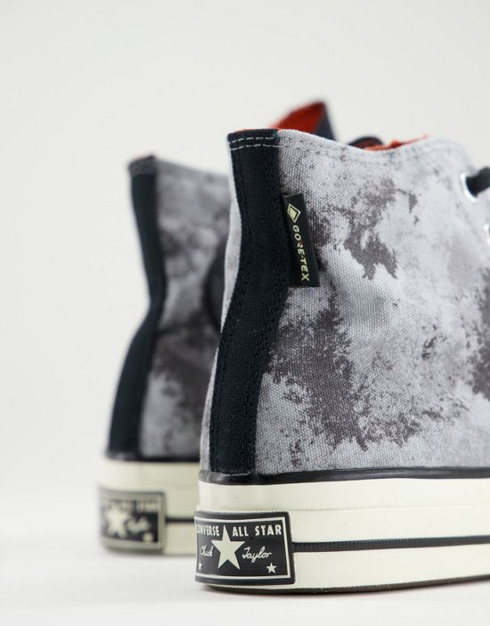 https://images.asos-media.com/products/converse-chuck-70-hi-gore-tex-graphic-print-sneakers-in-ash-stone/201366780-2?$n_550w$&wid=550&fit=constrain