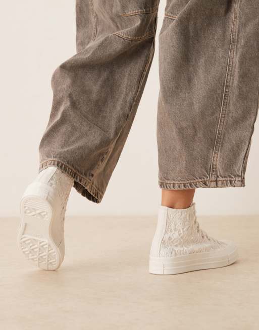 Converse - Chuck 70 Hi - Hvide sneakers i blondestof med snørebånd , 3 af 5