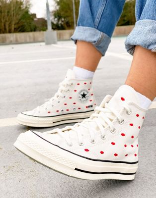 Converse Chuck 70 Hi in white with lip embroidery