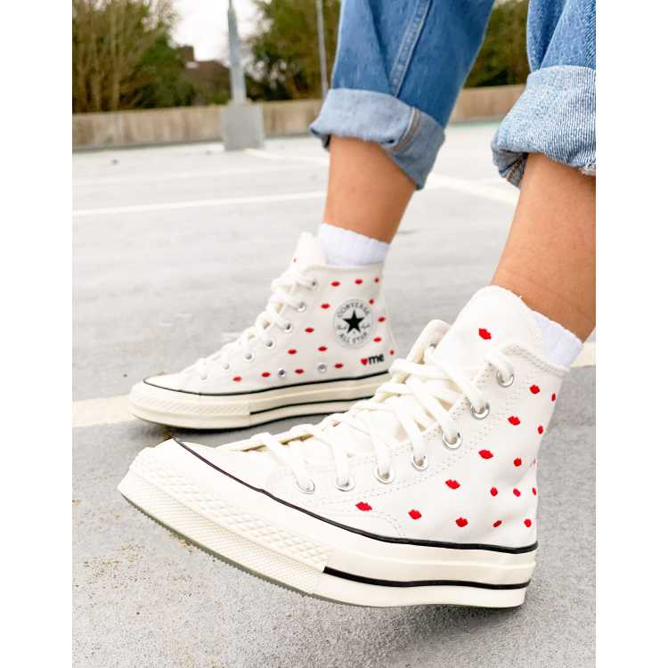 Converse Chuck 70 Hi in white with lip embroidery