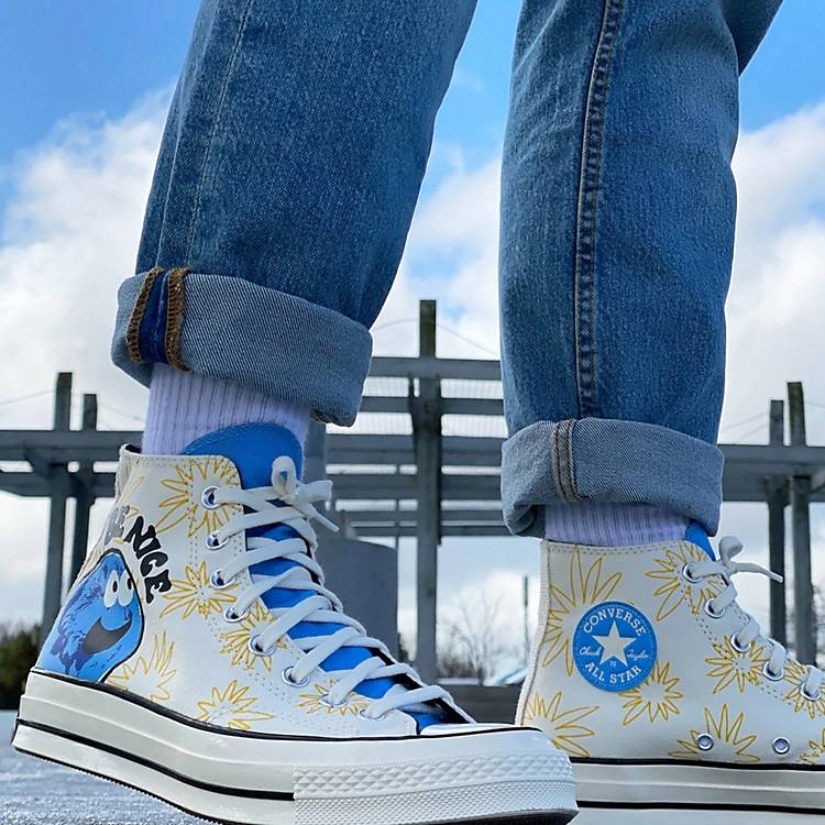 Converse Chuck 70 Hi Much Love printed trainers in white and yellow | ASOS