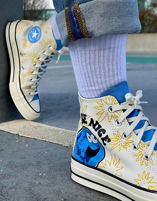 dat is alles Demonstreer oneerlijk Converse Chuck 70 Hi Much Love printed trainers in white and yellow | ASOS