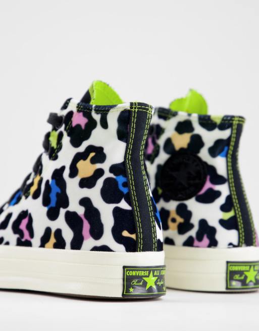 Converse Chuck 70 Hi Sneakers alte in velluto leopardato arcobaleno