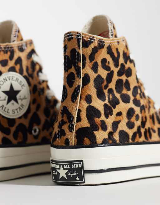 Converse Chuck 70 Hi Sneakers in brown leopard print, 2 of 5
