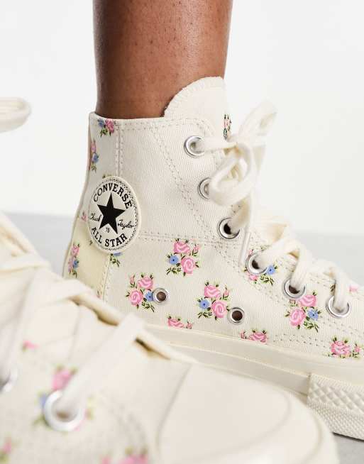 White converse hot sale with flowers