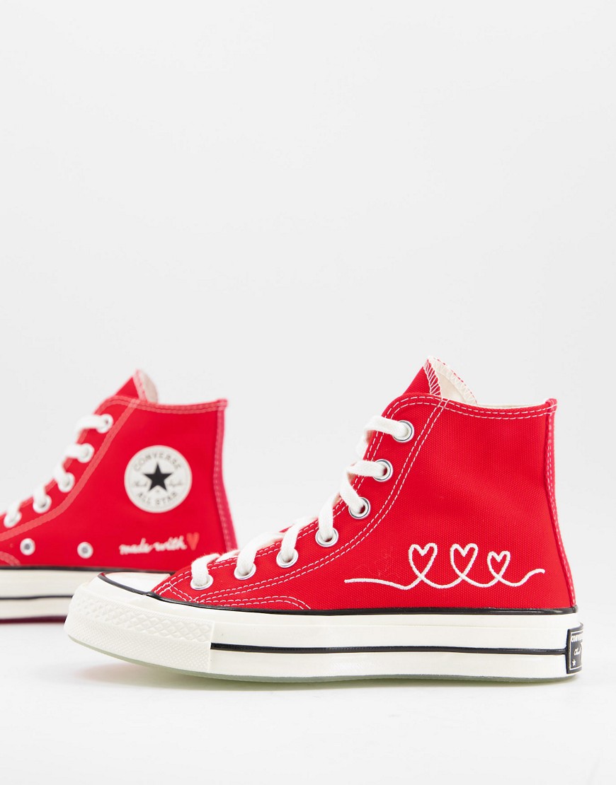 Converse - Chuck 70 - Hoge sneakers in rood met 'love'-print