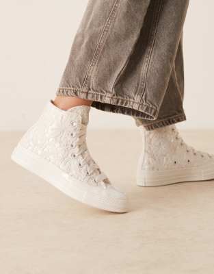 Converse - Chuck 70 - Hohe Sneaker mit Spitzendesign in Weiß mit Schnürbändern